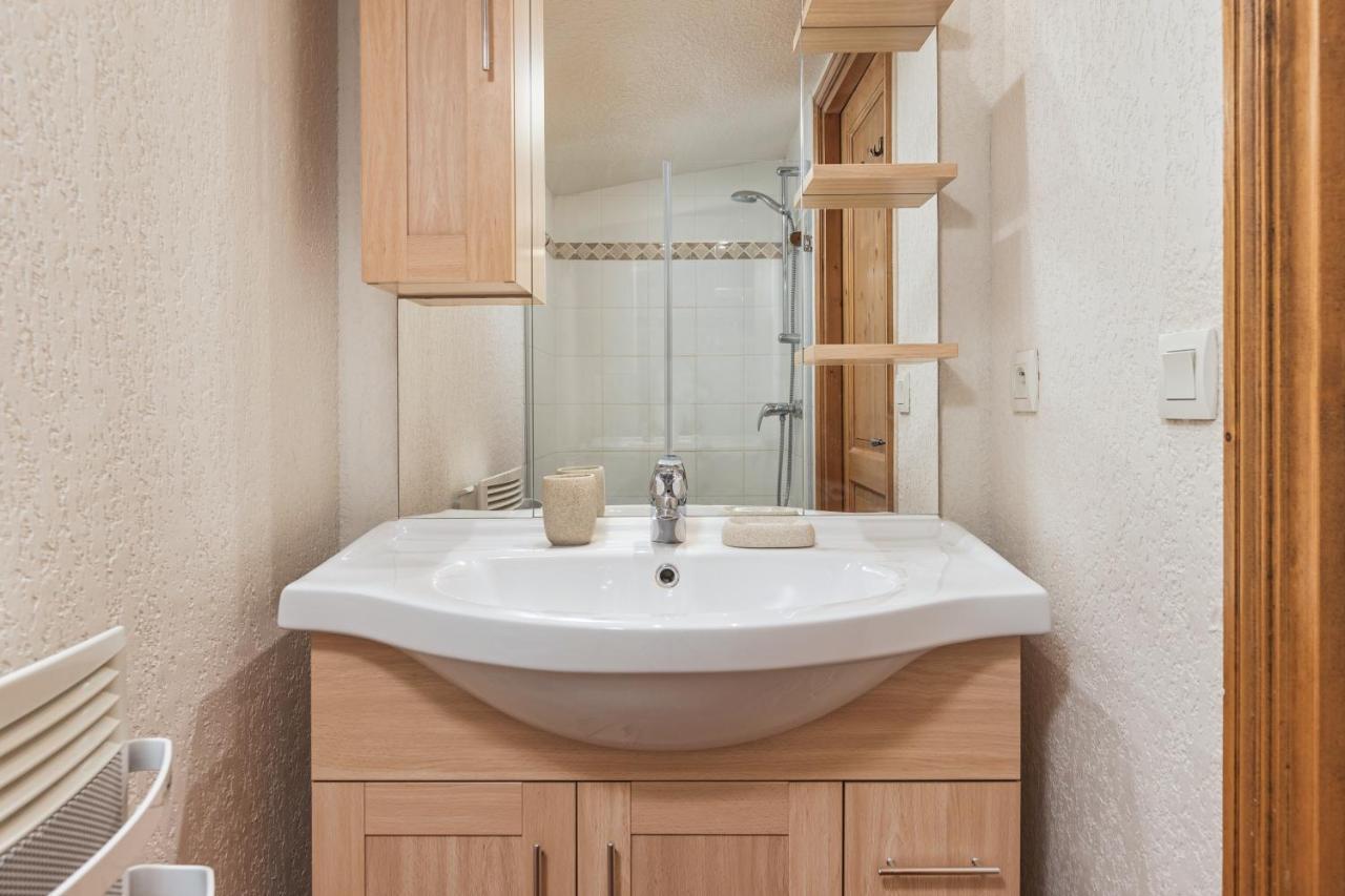 Chateau - Charming Apartment In The City Center With 3 Bedrooms - By Cozee Rentals Сен-Жерве-Ле-Бэн Экстерьер фото